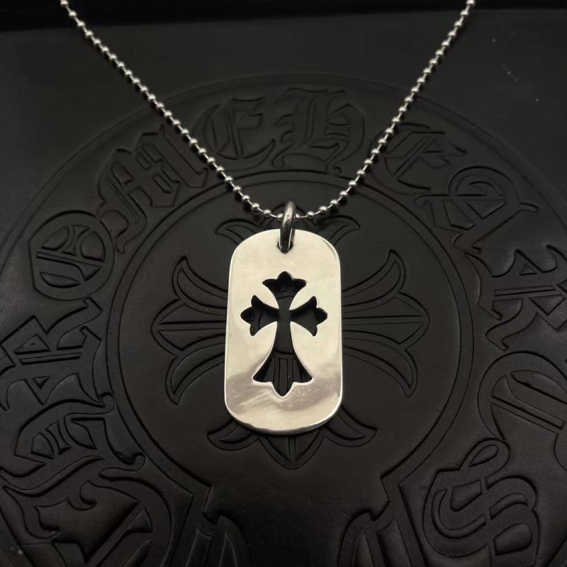 Ch**me He**ts necklaces